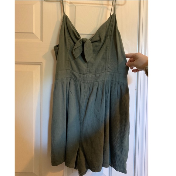Aerie NWT Romper Size Large - Picture 1 of 4